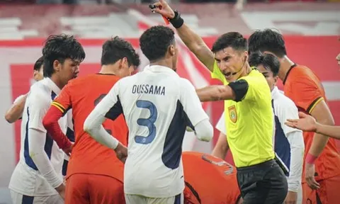 Xô xát bị phạt thẻ đỏ, sao trẻ Thái Lan tố cầu thủ Trung Quốc khiêu khích