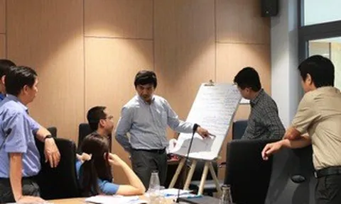 ĐH Kinh tế TPHCM hỗ trợ đến 500 triệu đồng/người để thu hút nhân tài