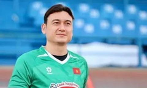 Xúc động về hành trình 10 năm gắn bó với bóng đá Việt Nam của thủ môn Văn Lâm