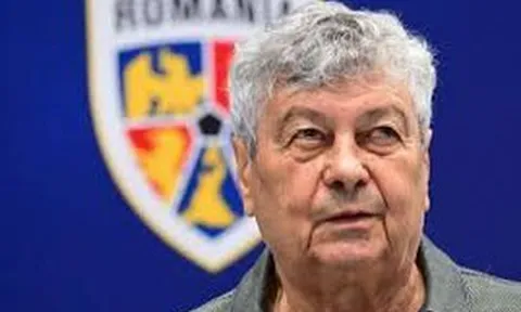 HLV Romania đột quỵ sau vòng play-off World Cup