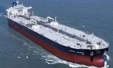 Tin vui lớn cho Cuba: Tàu chở dầu Nga vừa cập cảng, mang theo 100.000 tấn dầu thô