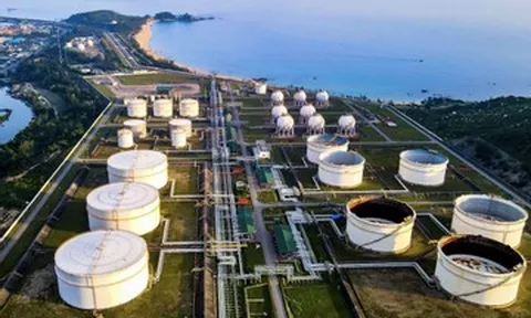 Phản ứng nhanh với tình huống khó, ‘bình xăng dầu’ của Việt Nam được đảm bảo ra sao?