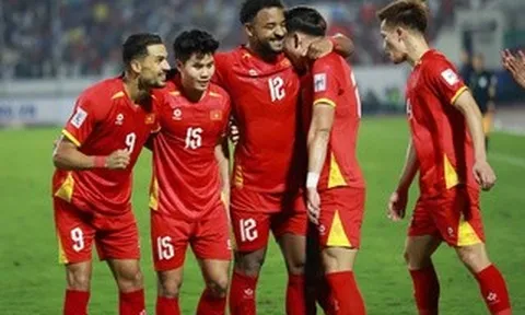 Tuyển Việt Nam thăng hạng 99 thế giới