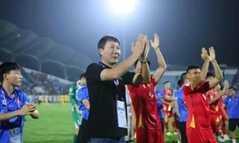 Báo Malaysia “tâm phục khẩu phục” tuyển Việt Nam