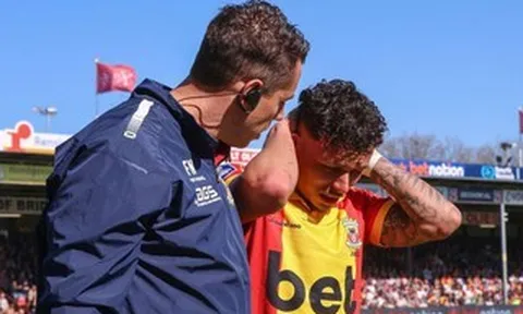 Nhiều chân sút nhập tịch Indonesia bị các CLB Hà Lan dừng thi đấu và cấm tập luyện