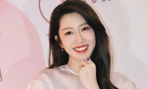 Diện mạo xinh đẹp chuẩn "nữ thần" của diễn viên Thúy Ngân trong tiệc sinh nhật riêng tư