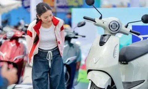 Ngang giá với Honda Vision, đây là 5 xe máy điện đáng mua nhất - có mẫu đi được hơn 260km khi đầy pin