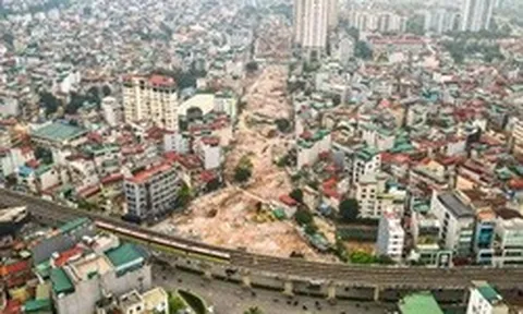 Công trường Vành đai 2,5 qua Cầu Giấy rầm rộ thi công sau khi gỡ vướng mặt bằng