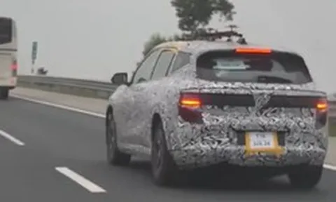 SUV mới toanh của VinFast lăn bánh trên đường