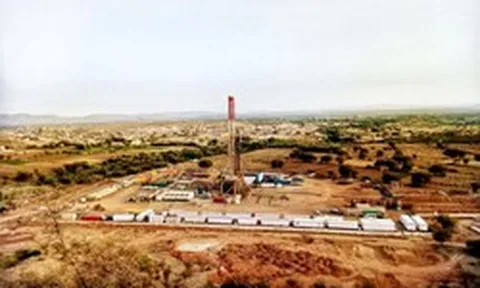 Khoan sâu 4.000m xuống lòng đất, phát hiện mỏ khí đốt sản lượng hơn 5.000 thùng mỗi ngày