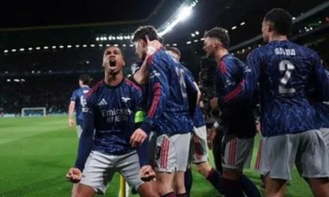 Arsenal giúp bóng đá Anh đoạt suất thứ 5 dự Champions League
