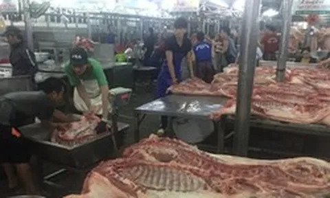 Giá heo hơi hôm nay, 9-4: Chợ đầu mối có giá mới