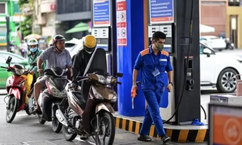Bộ Công Thương thông tin rõ lý do giá xăng dầu giảm mạnh