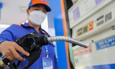 Bộ Công thương nói gì trước kịch bản giá xăng dầu thế giới tăng trên 200 USD/thùng?