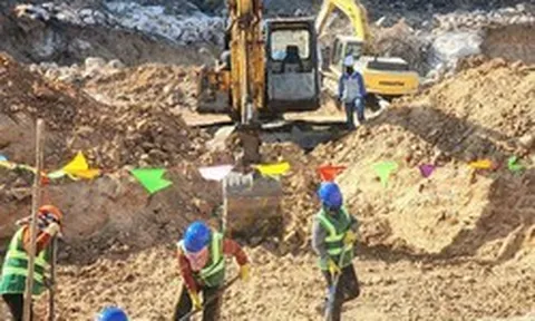 Đẩy nhanh tiến độ thi công các công trình điện phục vụ APEC 2027 tại Phú Quốc