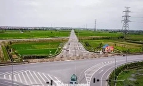 Tuyến đường hơn 560 tỷ đồng vẫn 'chia cắt' sau 1 năm khánh thành