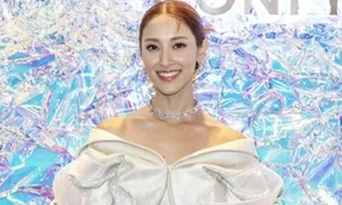 Hoa hậu giàu bậc nhất show Đạp Gió 2026: Sở hữu 4.800 tỷ và lý do giữ chồng tài tử ở nhà suốt 8 năm