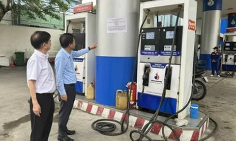 Vi phạm quy định dự trữ, 3 ‘ông lớn’ đầu mối kinh doanh xăng dầu bị phạt nặng