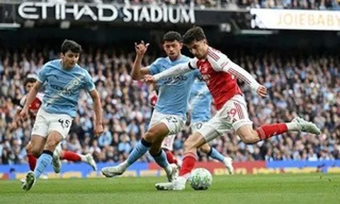 Ngoại hạng Anh sau trận “chung kết” giữa Man City và Arsenal