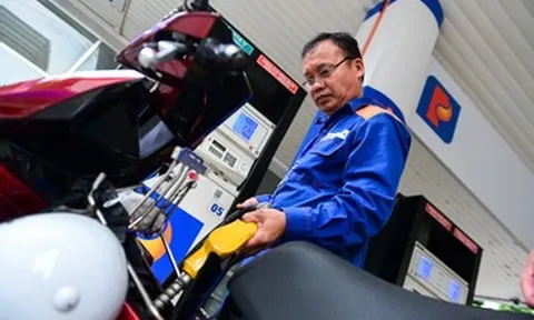 Giá xăng dầu hôm nay 22/4: Dầu thế giới tăng, trong nước giảm sâu hơn 3.000 đồng/lít