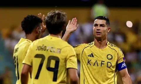 Al-Nassr thắng 5-1, Ronaldo nhận điểm thấp nhất