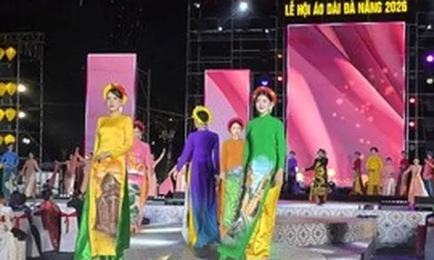 Lễ hội Áo dài Đà Nẵng: Tôn vinh và lan tỏa giá trị áo dài trong đời sống