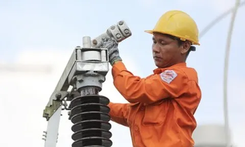 Giá điện buổi tối cao nhất lên tới 5.422 đồng/kWh, áp 6 ngày trong tuần