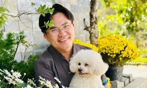 Nam MC "hot" trên các gameshow truyền hình, tuổi trung niên vẫn độc thân, chăm chỉ làm việc thiện