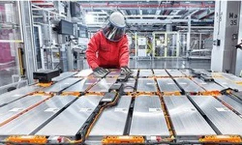 Sống đủ lâu để chứng kiến ngày Toyota bắt tay CATL: Xe Nhật giờ dùng pin Trung Quốc, sản xuất ngay tại Đông Nam Á