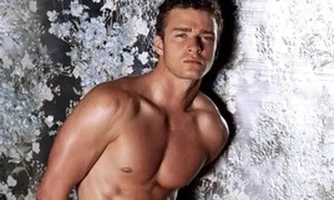 Tối hậu thư chấm hết sự nghiệp gã trai hư nóng bỏng, ngoại tình