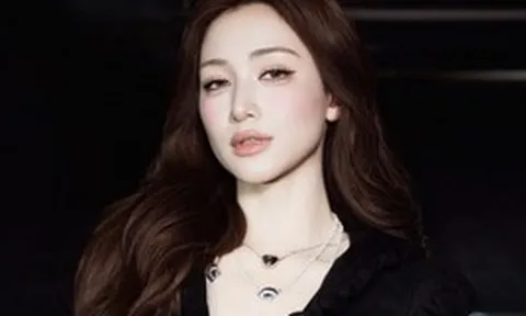 Hoà Minzy đang thách thức antifan?