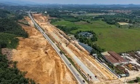 Hiện trạng cao tốc 5.200 tỷ đồng nối Đại lộ Thăng Long trước ngày thông tuyến
