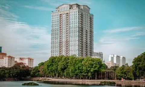 Tân Hoàng Minh đang làm gì tại phía Đông Hà Nội?