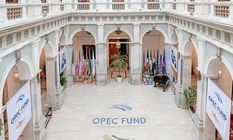 Quỹ của các "đại gia" dầu mỏ OPEC lần đầu tiên rót vốn vào một định chế phi ngân hàng tại Việt Nam