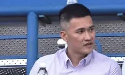 Công Vinh có động thái gây chú ý