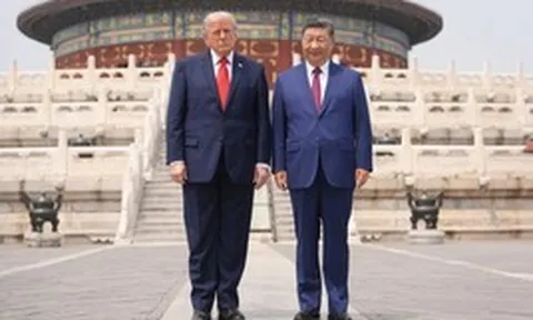 Vừa đặt chân đến một công trình ở Trung Quốc, Tổng thống Trump ngỡ ngàng thốt lên "Thật đáng kinh ngạc!"