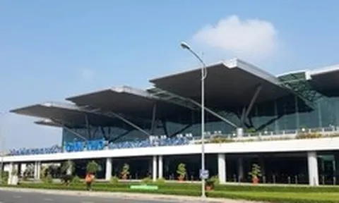 'Sân bay quốc tế mà cả năm không có chuyến bay quốc tế'