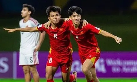 Ngạc nhiên đến thú vị với U17 Việt Nam