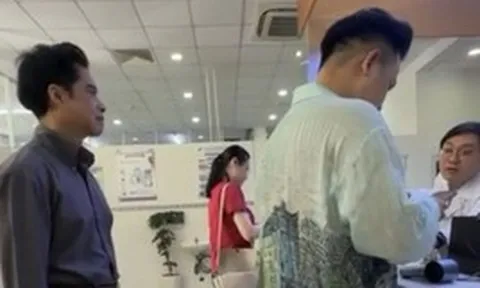 Danh tính người đàn ông kề cận, theo sát Ngọc Sơn đến trụ sở công an và đi xét nghiệm ma túy