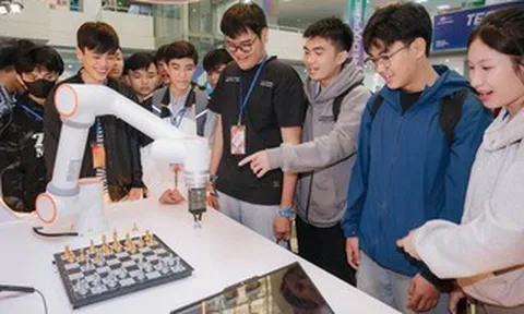 Trường ĐH FPT mở chuyên ngành mới, hướng đến UAV và robot
