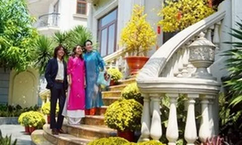 Cặp đôi showbiz ở biệt thự 300 tỷ: View đắc địa nhìn thẳng sông, có hồ bơi riêng, góc nào cũng đẹp như resort