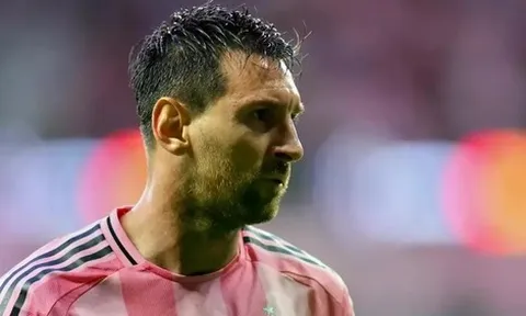 Messi bỏ dở trận đấu vì chấn thương, tuyển Argentina lo sốt vó trước thềm World Cup