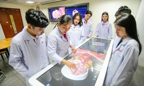Một trường ĐH đầu tư nhà thuốc, bệnh viện để sinh viên học tập