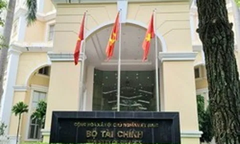 Mới: Bộ Tài chính đề xuất loạt trường hợp sẽ bị giám sát trọng điểm về thuế, có thể bị chuyển hồ sơ sang công an