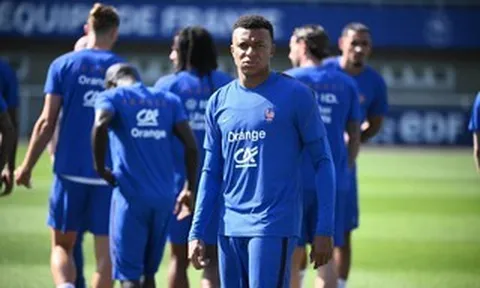 Pháp lại lục đục trước thềm World Cup