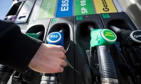Xăng E85 rẻ hơn đáng kể, nhiều chủ xe ở Pháp từ bỏ xăng truyền thống