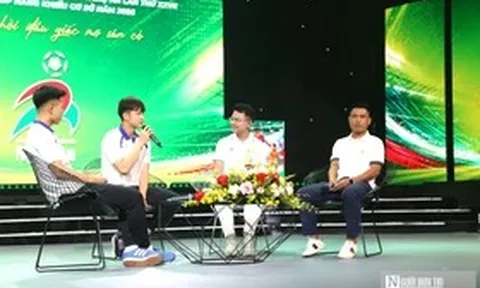Ấn tượng màn giao lưu với cầu thủ nổi tiếng tại giải bóng đá Cúp Báo và phát thanh, truyền hình Nghệ An