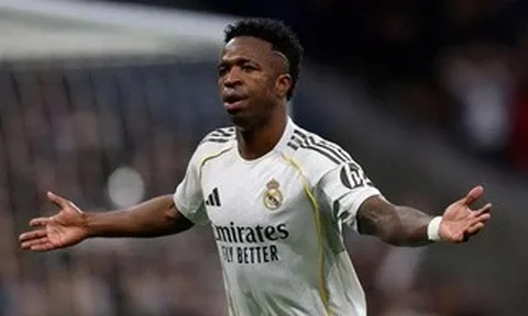 Vinicius và cuộc chuyển giao quyền lực ở tuyển Brazil