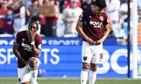 Đồng chủ tịch West Ham rời CLB giữa tâm bão tranh cãi