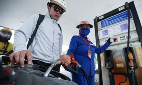 Giá xăng dầu hôm nay 13/6: Dầu thế giới giảm mạnh, trong nước ở mức thấp